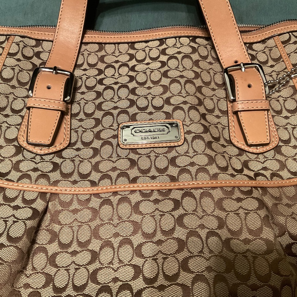 PRICE DROP - Coach duffle bag with removable crossbody strap